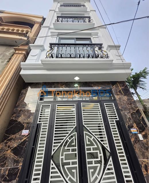 Nhà Phố Bùi Xương Trạch 40m² 6 Tầng Nở Hậu - Ô Tô Tận Cửa Giá 7 Tỷ