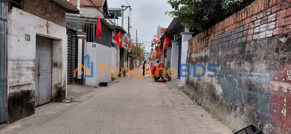 Đất thổ cư Đan Phượng 40m² giá 3 tỷ - Ngõ thoáng, gần chợ, ô tô đỗ gần