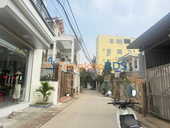 Bán đất Mê Linh 76m² - Sổ đỏ chính chủ - Ô tô vào nhà