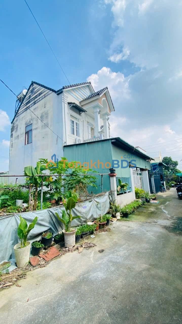 Nhà Mái Thái 2 Tầng Tân Uyên 110m² - 2.7 Tỷ Sổ Riêng