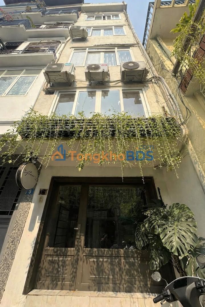 Nhà Phố Lý Nam Đế, Hoàn Kiếm 35m² 6 Tầng - Kinh Doanh Đỉnh, Ô Tô Tận Cửa