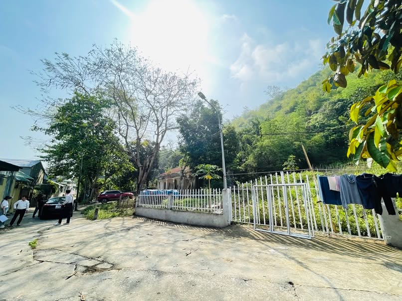 Bán Gấp Đất Nền Hòa Bình 718.9m² - Sổ Đỏ Sẵn - Giá Đầu Tư 1.48 Tỷ