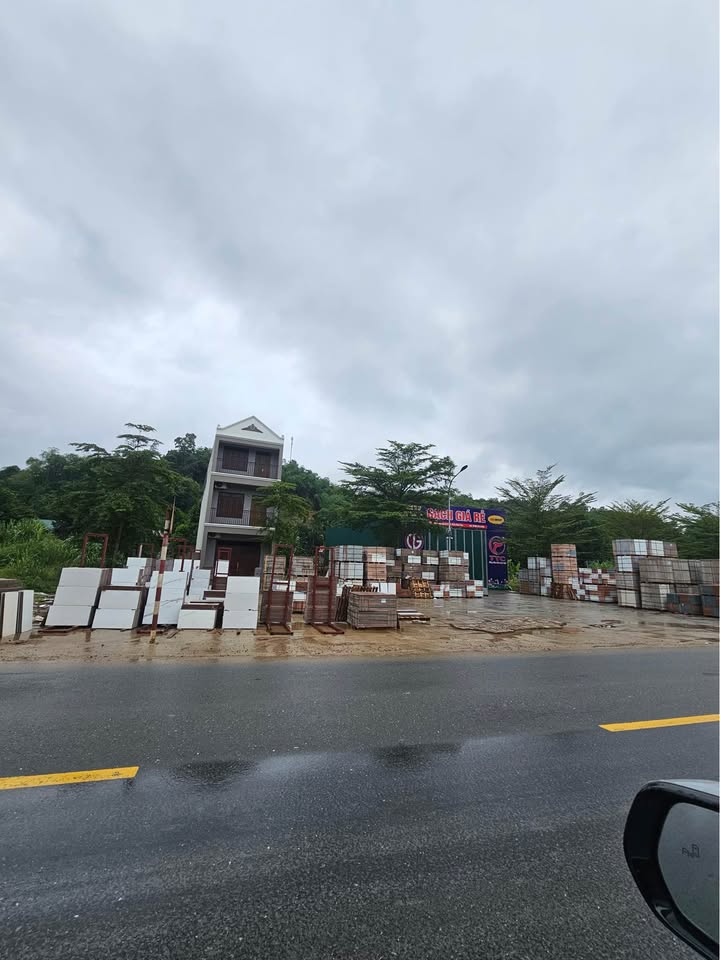 Đất nền mặt QL6 Lương Sơn 107m² - Sổ đỏ chính chủ, giá 2 tỷ