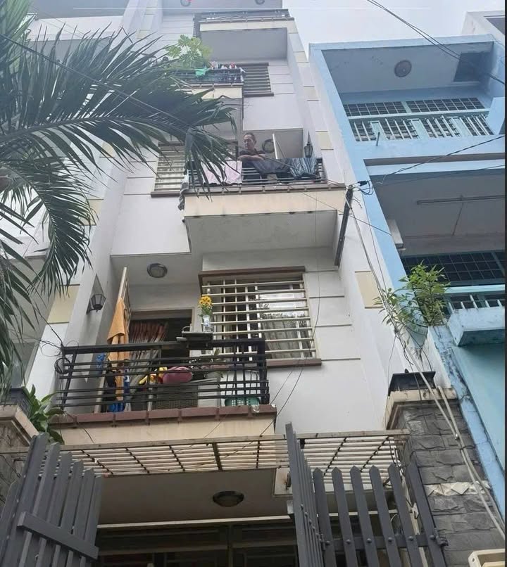 Nhà 5 Tầng Mặt Tiền Nội Bộ 10m Quận 10 - 13.2 Tỷ