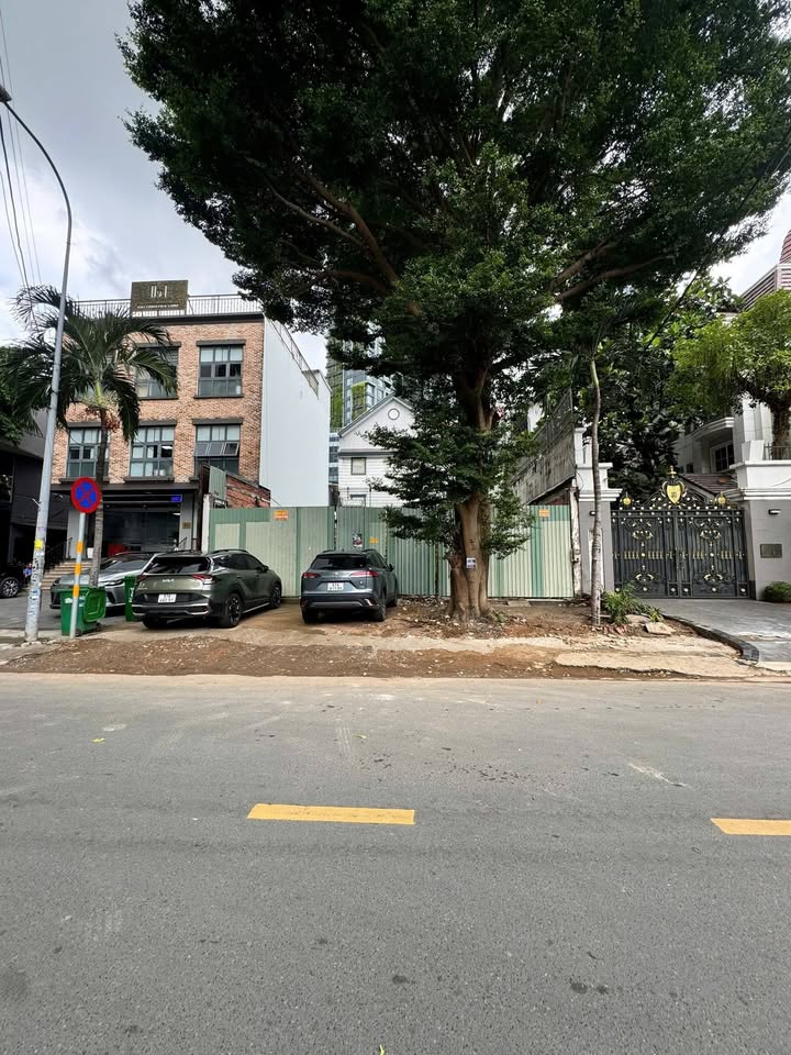 Đất Vàng Quận 2 - Mặt Tiền 12m Giang Văn Minh, 240m², 6x Tỷ