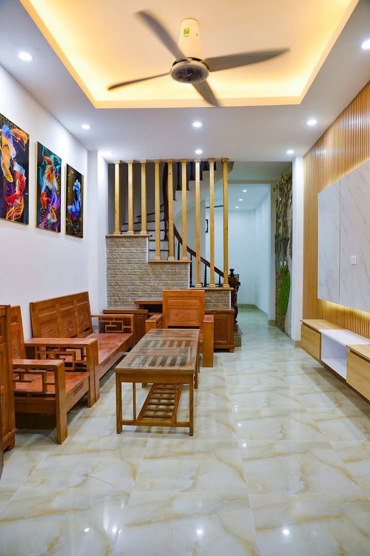 Nhà Phân Lô Giải Phóng, Hoàng Mai 44m² - Ô tô vào tận cửa, 10.3 tỷ