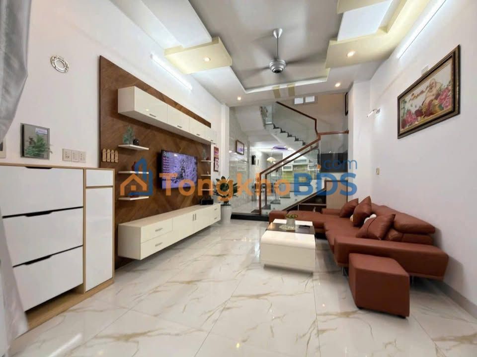 Nhà 4 Tầng Kiệt 408 Trưng Nữ Vương, Hải Châu - 61m² Giá 25 Triệu/Tháng