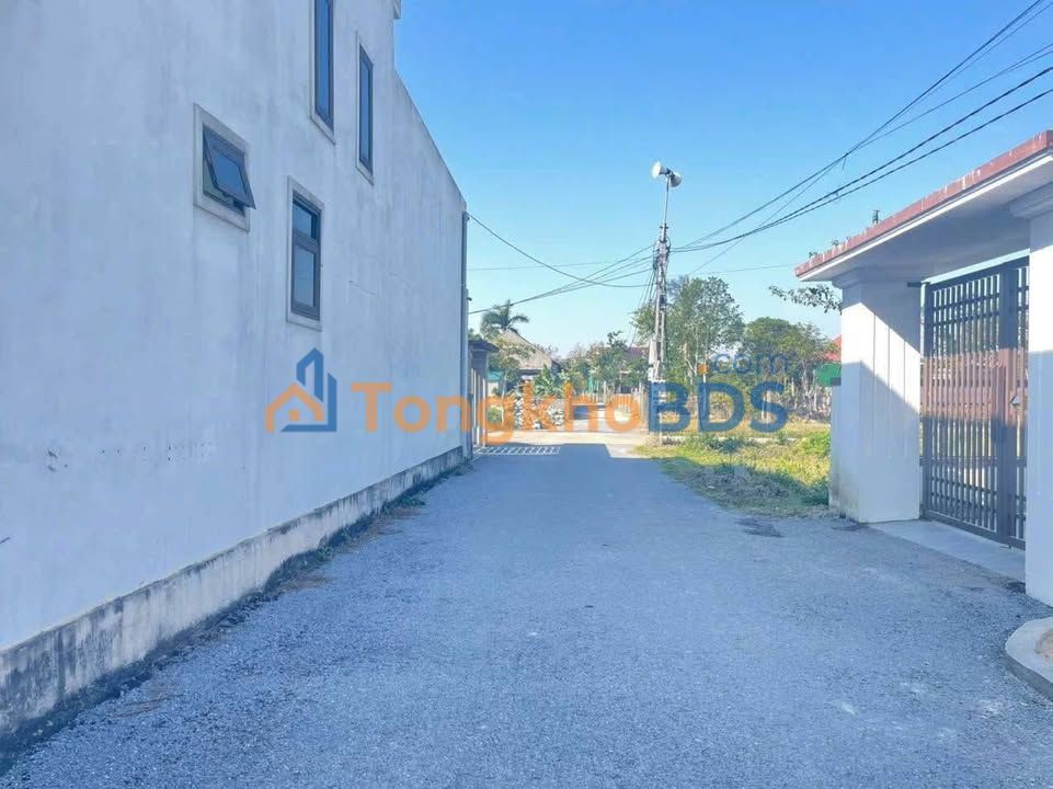 Đất Nền Nghi Lộc 400m² - Giá 3.8 Tỷ, Đường 2 Xe Tránh Nhau