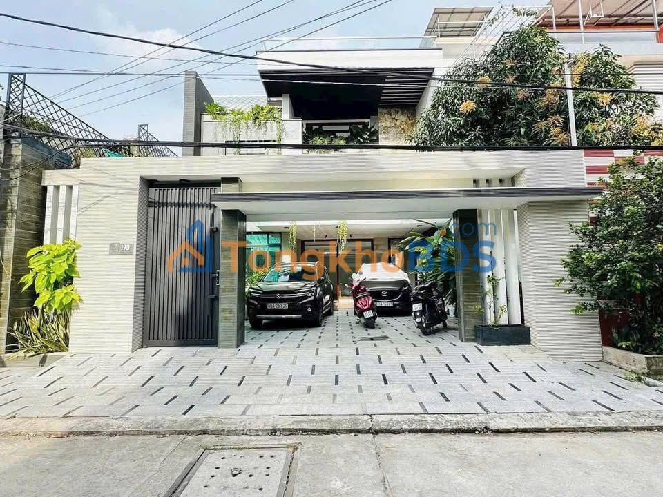 Bán Biệt Thự 220m² Hẻm Trần Hoàng Na, Cần Thơ - 5PN, Sân Thượng Thoáng Mát