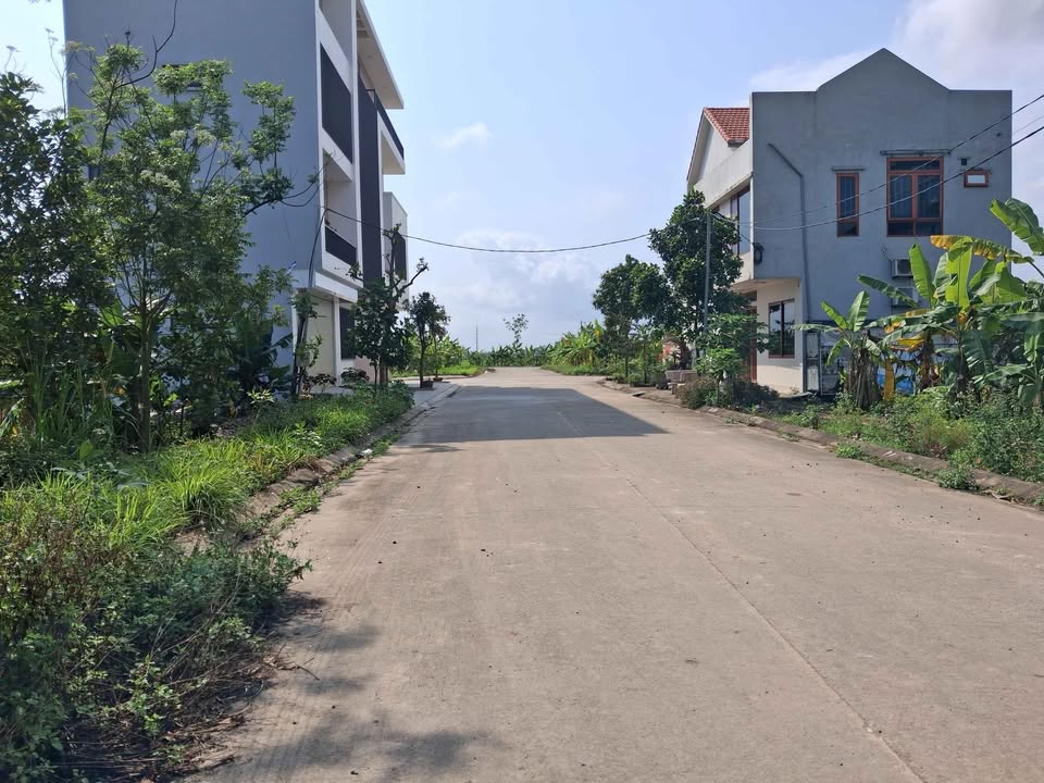 Bán Đất Vàng Trung Tâm Ninh Bình 106m² - Sổ Đỏ Sẵn Sàng