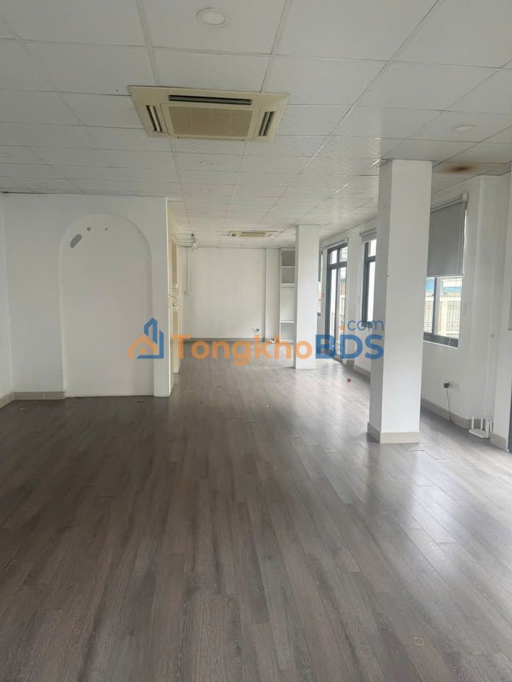 Văn Phòng 80m² Tầng 4, 82 Thợ Nhuộm, Q3 - Tối Ưu Chi Phí Kinh Doanh
