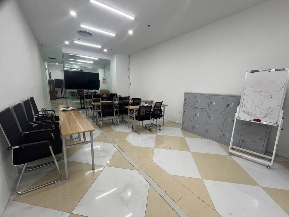 Văn phòng cho thuê Royal City - 20-110m², sẵn sàng làm việc ngay