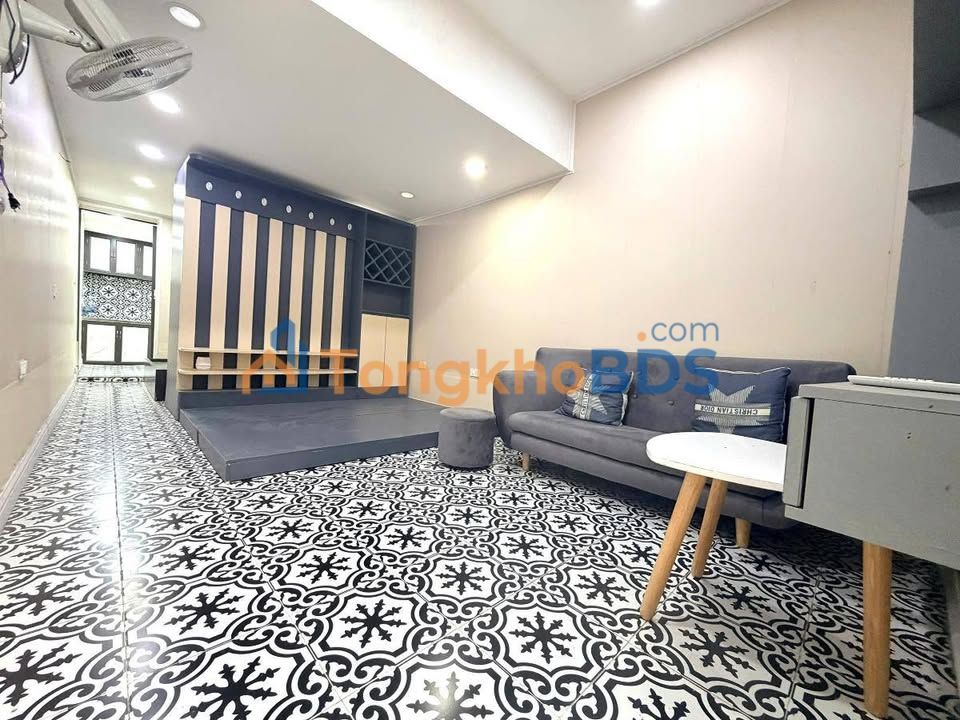 Chung cư Tập Thể Thịnh Quang 45m² - 2PN Sổ hồng, Giá 2.99 tỷ