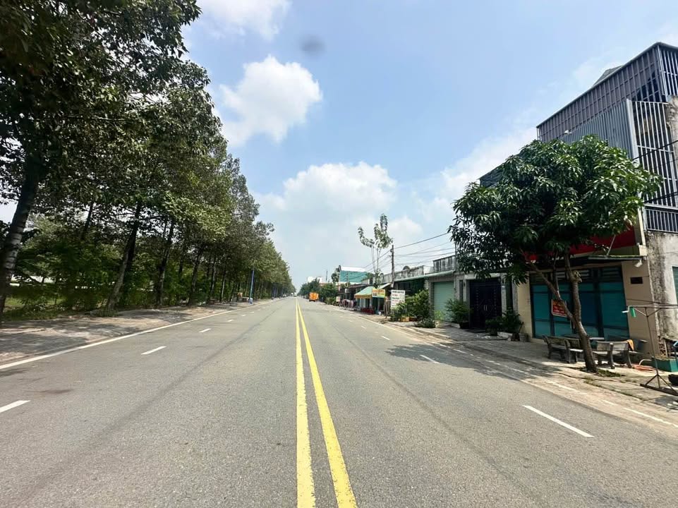 Nhà Mặt Tiền Kinh Doanh Đường Số 1, Hoà Phú, Thủ Dầu Một - 100m² Sổ Hồng