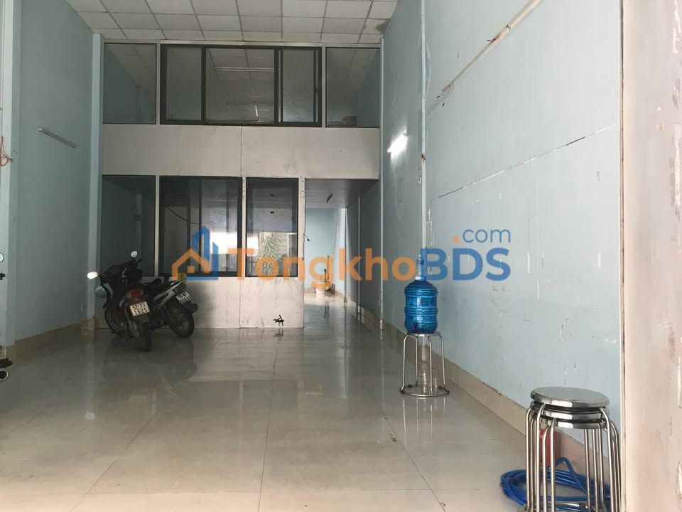 Mặt Tiền Kinh Doanh Đường Khuôn Việt, Tân Phú - 110m² Giá 15 Triệu/Tháng