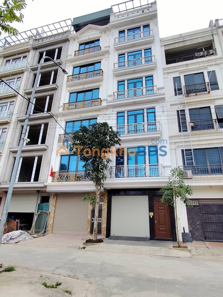 Cho thuê Nhà Liền kề Vạn Phúc, Hà Đông 325m² - Kinh doanh đắc lợi