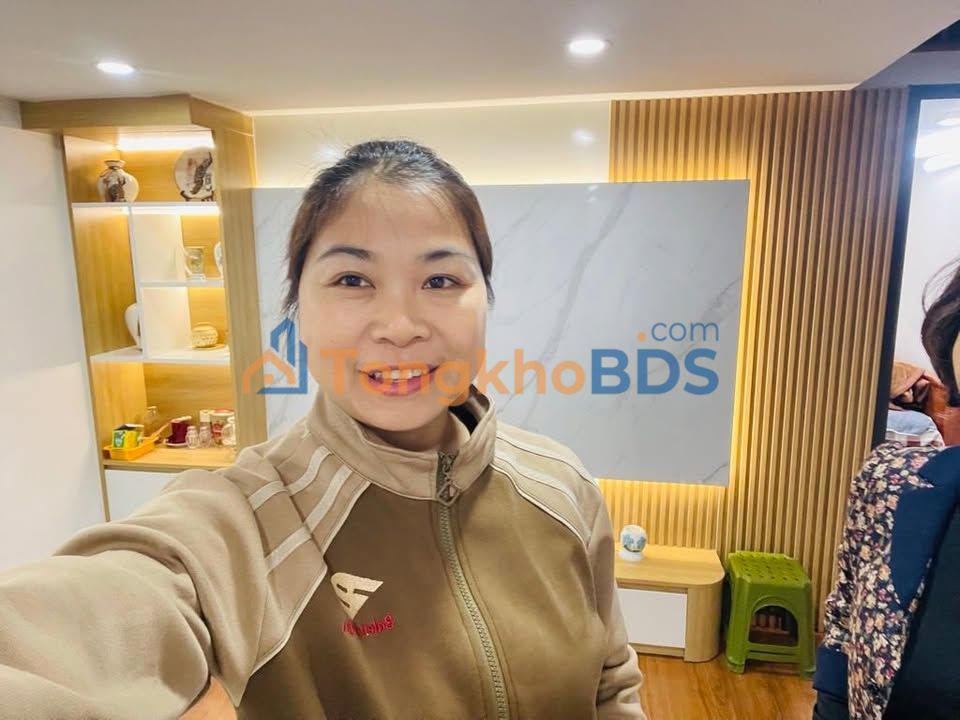 Nhà Lô Góc Phố Huế 70m² - 2 Tầng Sáng Thoáng - Giá 5 Tỷ