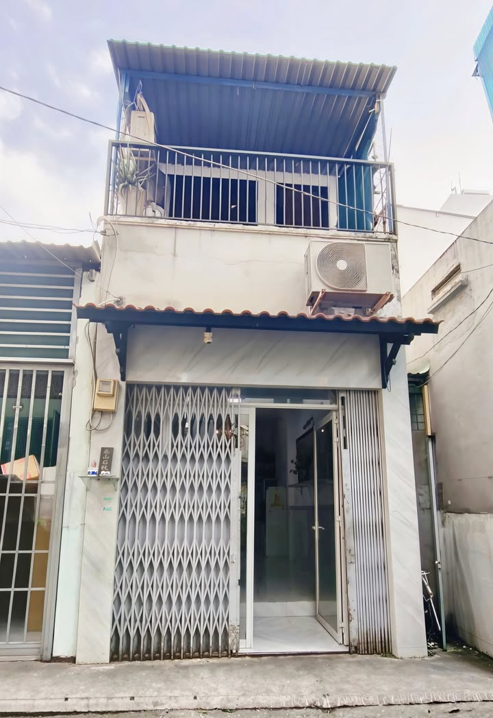 Nhà hẻm xe hơi Miếu Bình Đông, Bình Tân - 3.35 tỷ, 2PN, 28m²