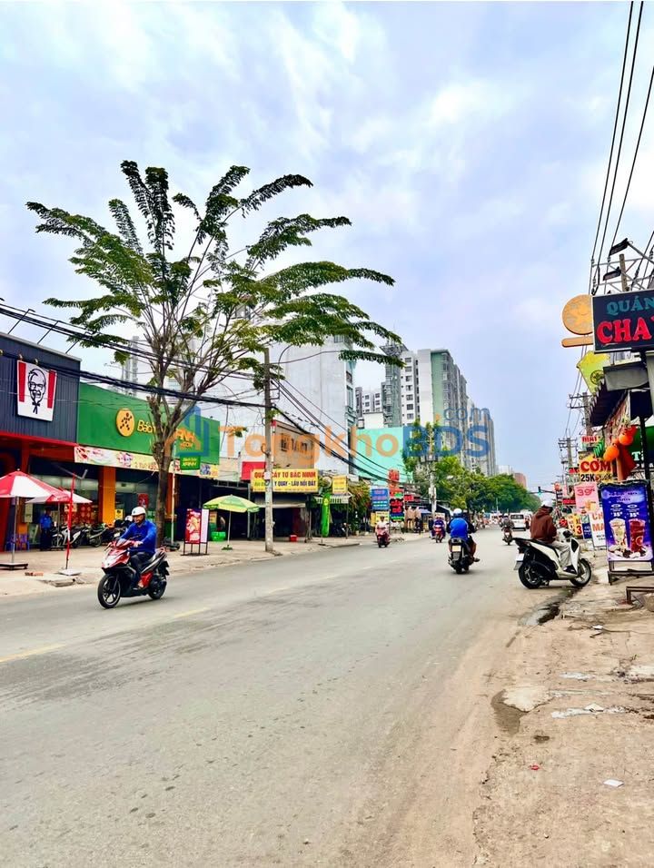 Bán Đất Tặng Villa 4 Tầng 84m² - Ngay AEON Tân Phú, Bình Tân - 8.5 Tỷ