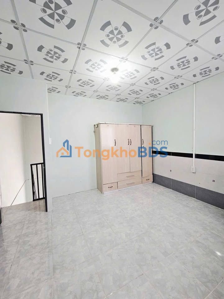 Phòng Trọ 30m² Gần Vòng Xoay Võ Văn Kiệt, Cần Thơ - Giá 2.6 Triệu/Tháng