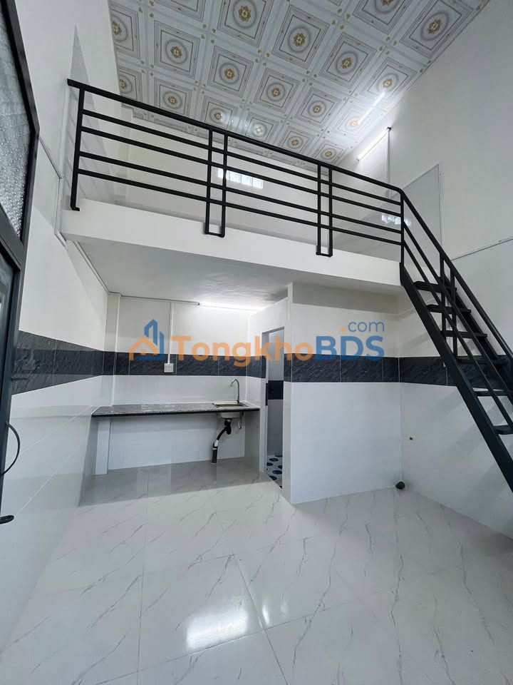 Phòng Trọ 28m² Mặt Tiền Bờ Kè Rạch Hàng Bàng, Cần Thơ - Giá 2 Triệu/Tháng