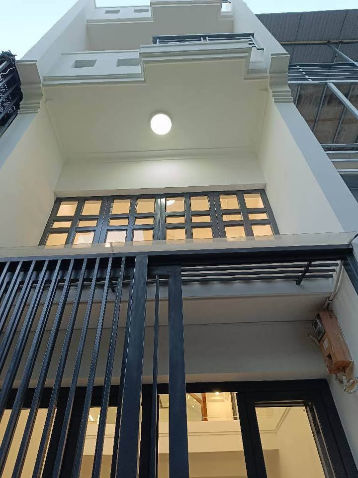 Nhà 4 tầng Võ Thị Nhờ, Quận 7 - 310m², 5 tỷ - Sổ hoàn công