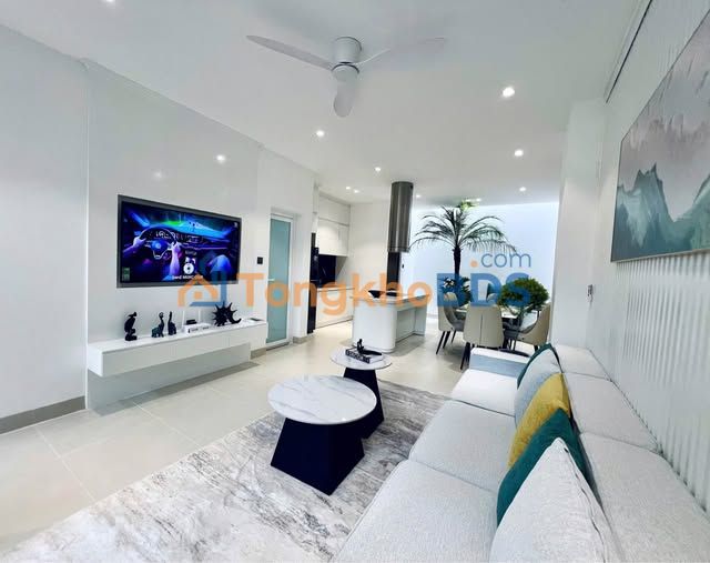 Nhà hẻm Phan Chu Trinh Buôn Ma Thuột 12 triệu - Full nội thất