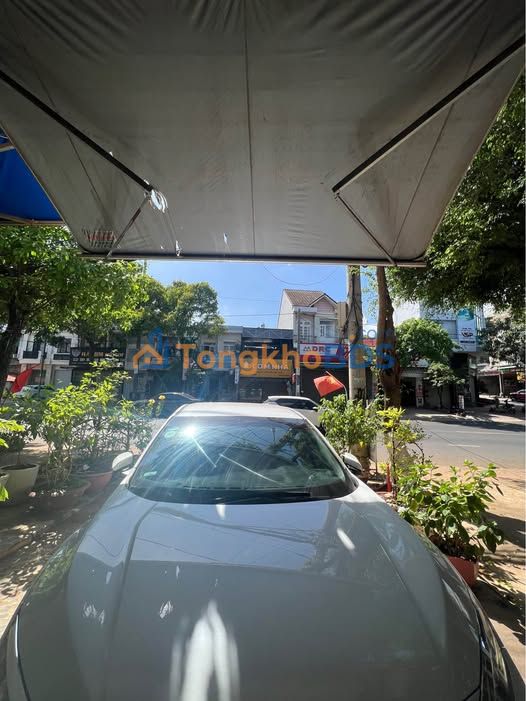 Nhà Mặt Tiền Đinh Tiên Hoàng, Buôn Ma Thuột - 43.5m², Giá 7 Tỷ