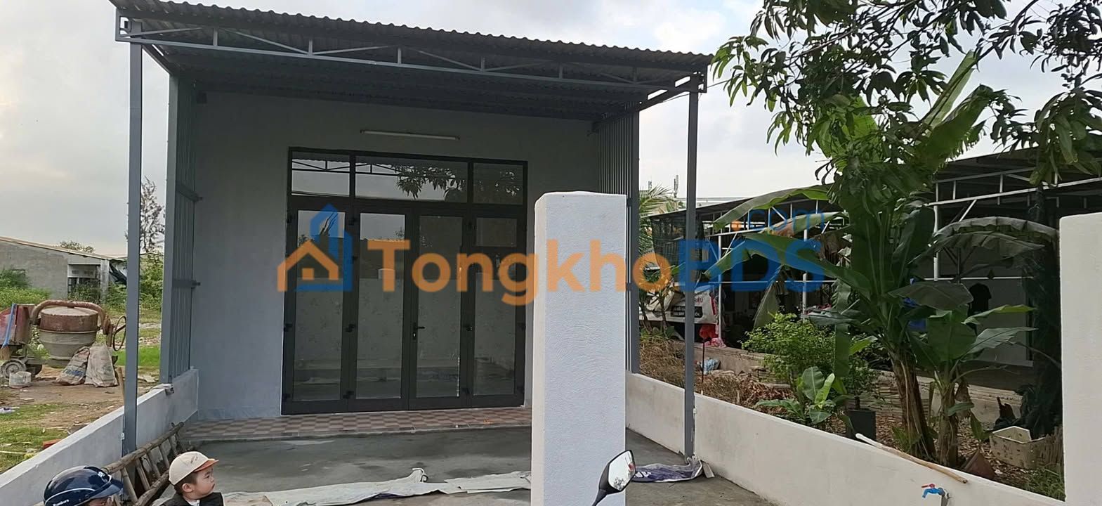 Nhà Nguyên Căn Mới Xây Phường Hoà Hải - Sân Rộng, Giá Tốt 3.5 Triệu