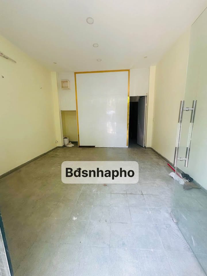 Nhà Kinh Doanh Mặt Tiền Đỗ Quang, Đà Nẵng - 3 Tầng, 12 Triệu