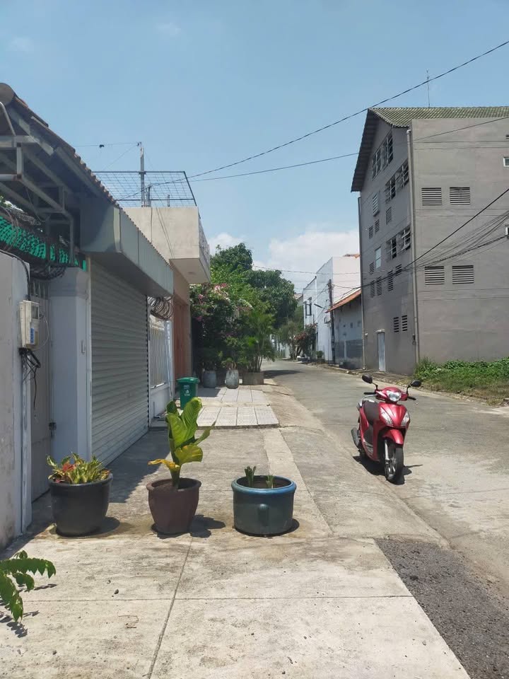 Nhà Phường Bửu Long - 360m² Thổ Cư, Sân Rộng Đậu 4 Xe Hơi