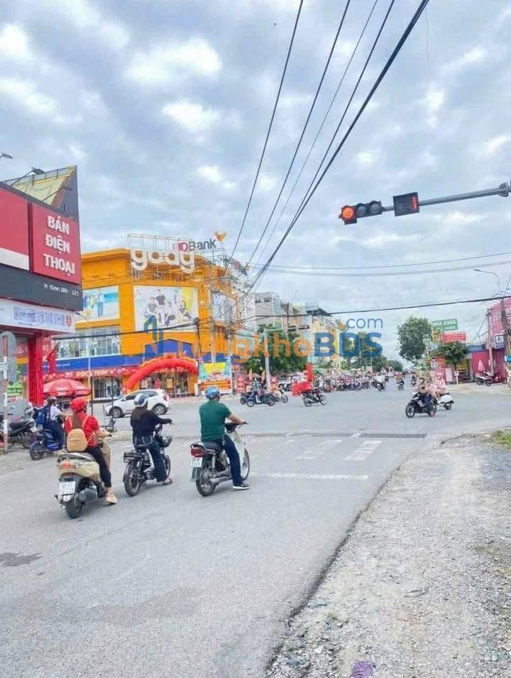 Đất nền mặt tiền Nguyễn Khuyến Trảng Bom 220m² - 15 tỷ, đối diện THPT mới