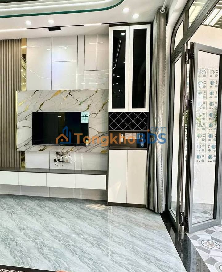 Nhà Mới Bà Điểm Hóc Môn 70m² - 2PN - SHR - Giá 3.x Tỷ