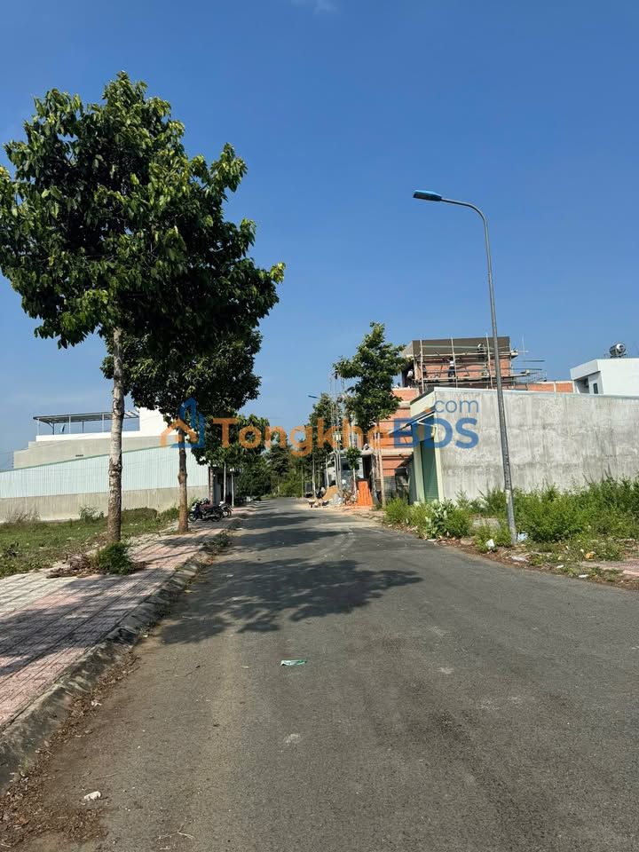 Đất Nền Góc 2 Mặt Tiền KDC Long Hoà, Mỹ Tho - 135.5m² - 3.8 Tỷ