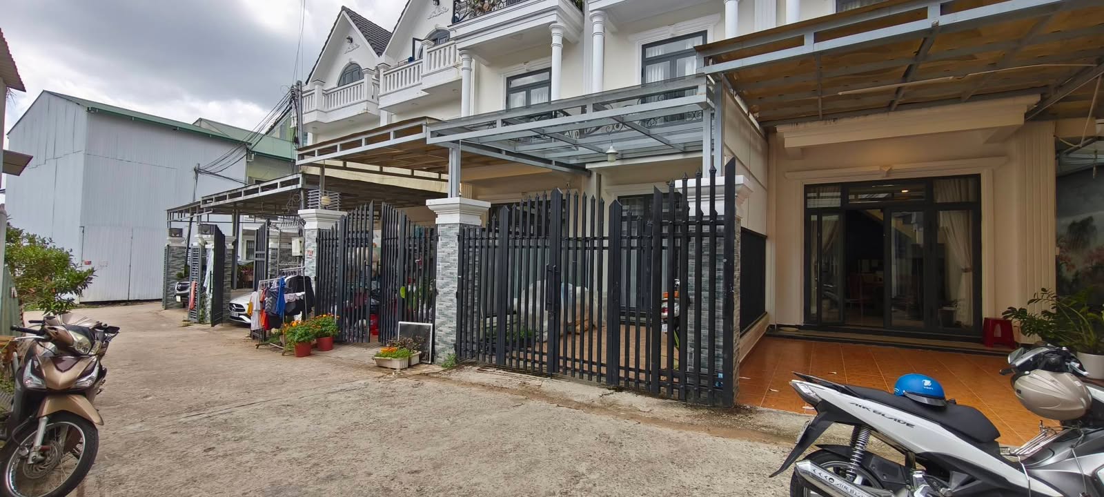 Nhà Mặt Tiền Lữ Gia Đà Lạt 115m² - 4PN Full Nội Thất, Sẵn Sàng Ở Ngay