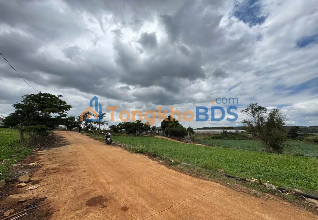 Đất nền Phan Thiết 75m² - 2 mặt tiền, giá 980 triệu - Sẵn thổ cư