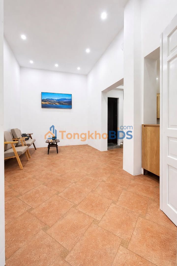 Nhà Đội Cấn Ba Đình 35m² 4 Tầng - Sổ Đỏ Chính Chủ, Gần Lăng Bác