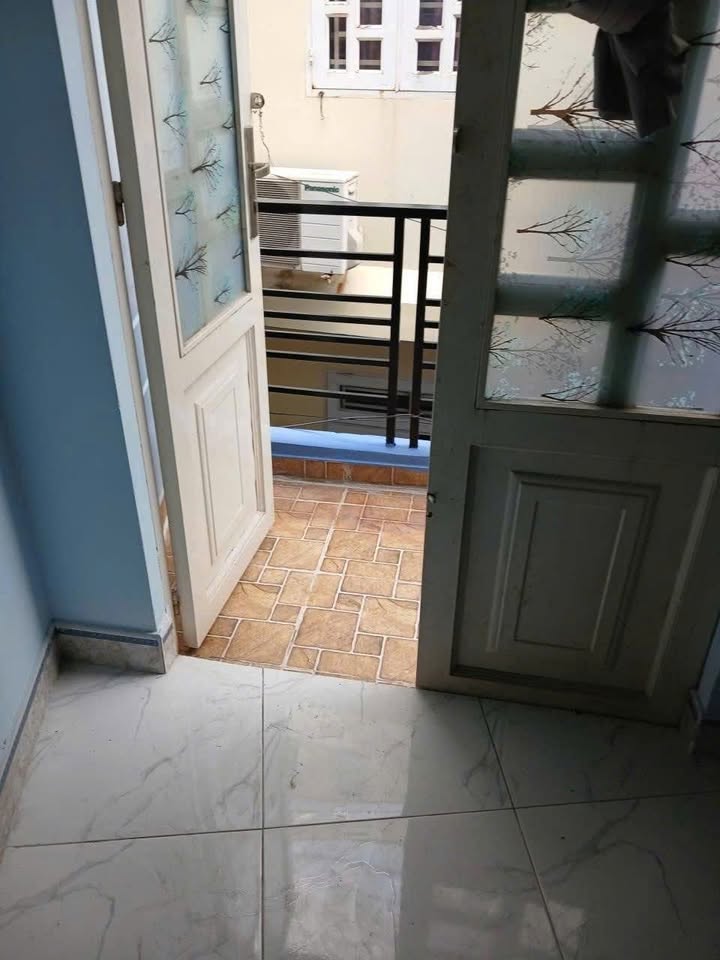 Nhà Nguyên Căn Đông Hưng Thuận 2 Tầng - Giá 5 Triệu/Tháng