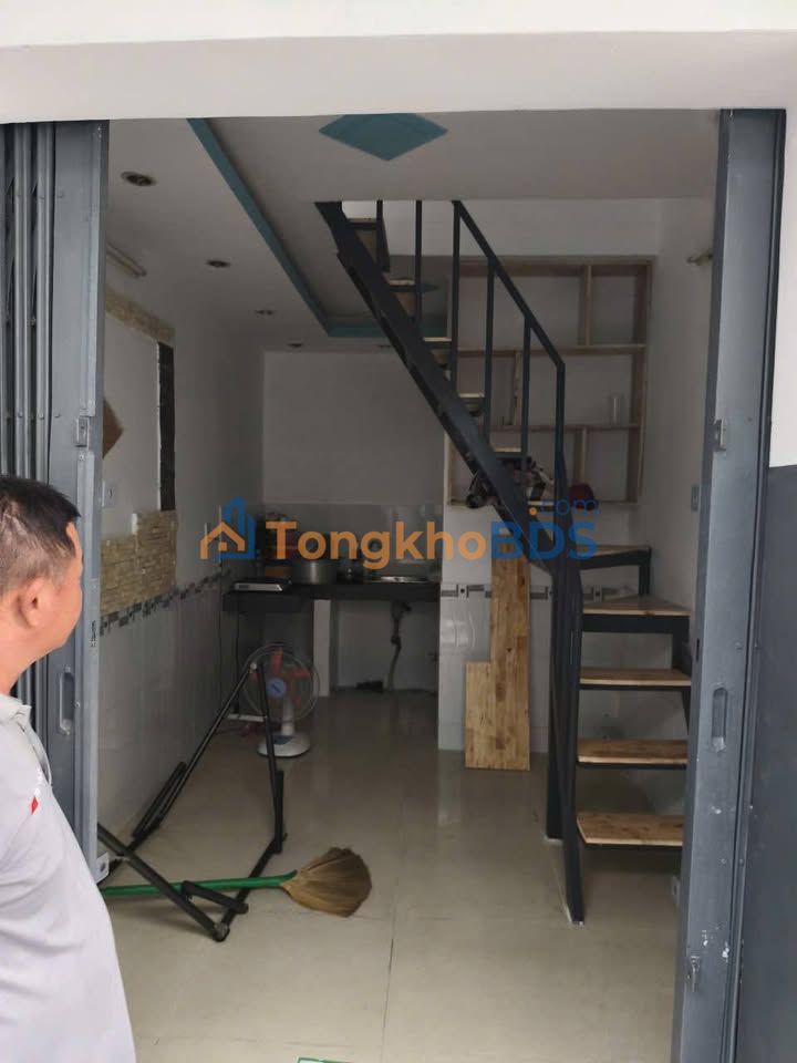 Nhà 18m² Sổ Hồng Riêng Quận 12 - Giá 750 Triệu