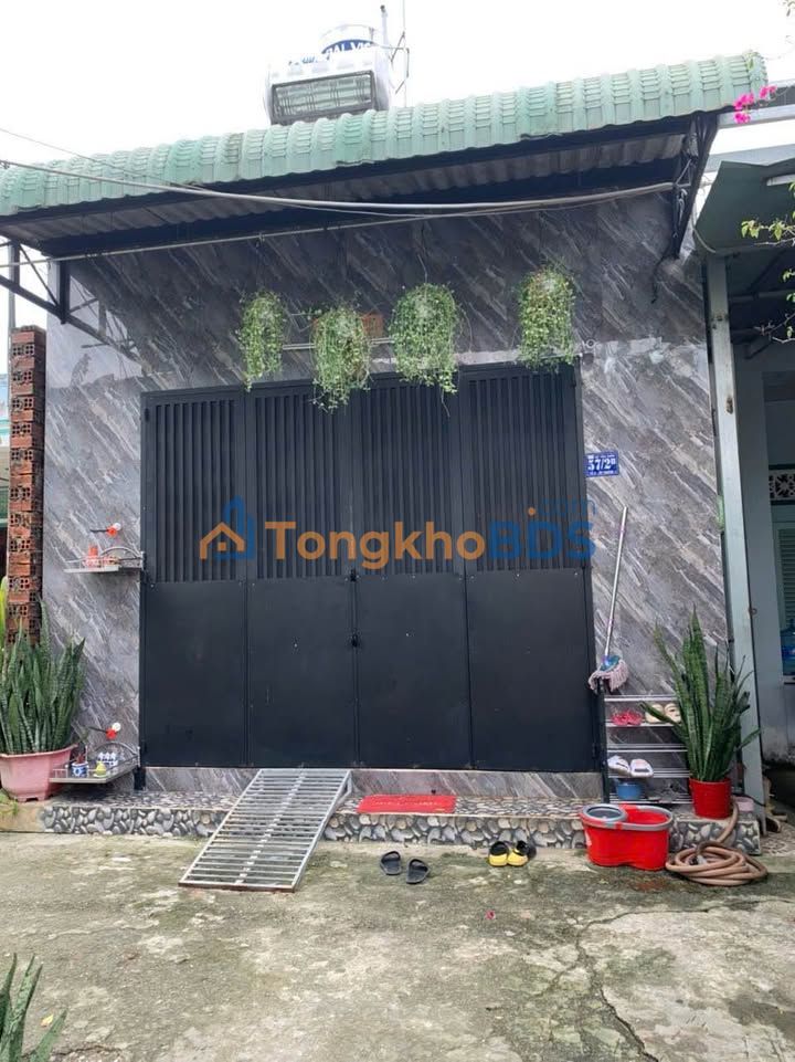 Nhà Hóc Môn 4.5x18m, Sổ Hồng Riêng, Hẻm Xe Hơi - 3.99 Tỷ