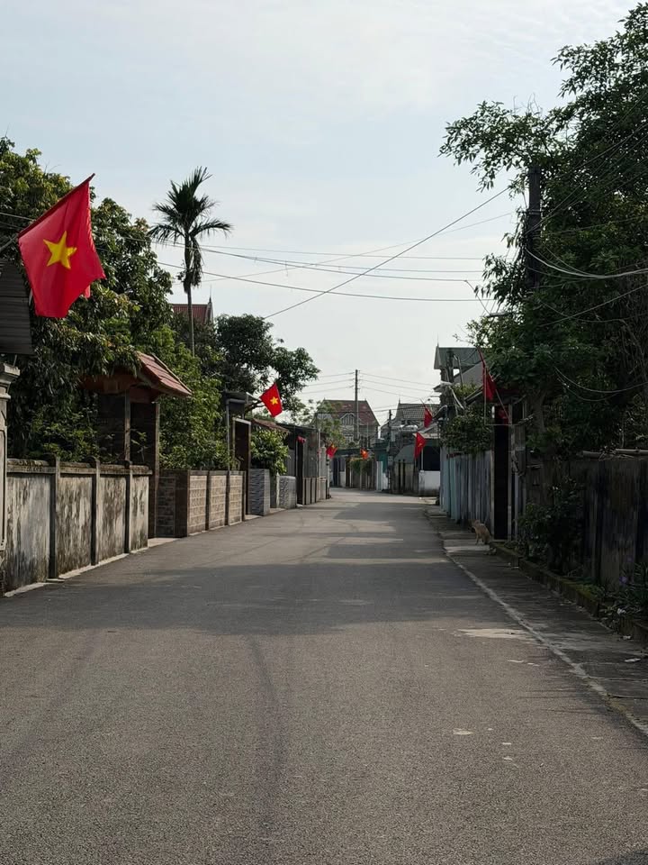 Bán Đất Chính Chủ Khối 6 Xuân An, Hà Tĩnh - 190m² - Giá 2.3 Tỷ