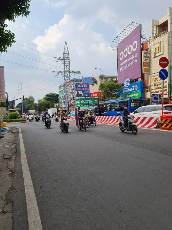 Nhà Mặt Tiền Tân Phú 88m² - Kinh Doanh Đắc Lợi, Giá Nhỉnh 8 Tỷ