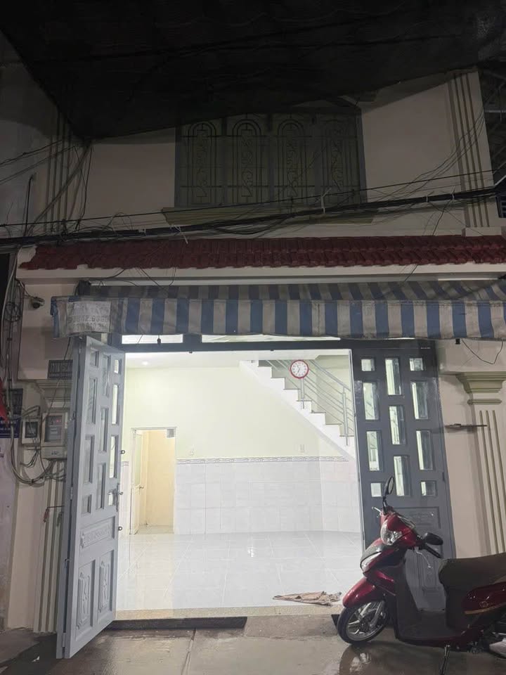 Cho thuê nhà mặt tiền Liên khu 5-6, Bình Tân - 40m², 6 triệu/tháng