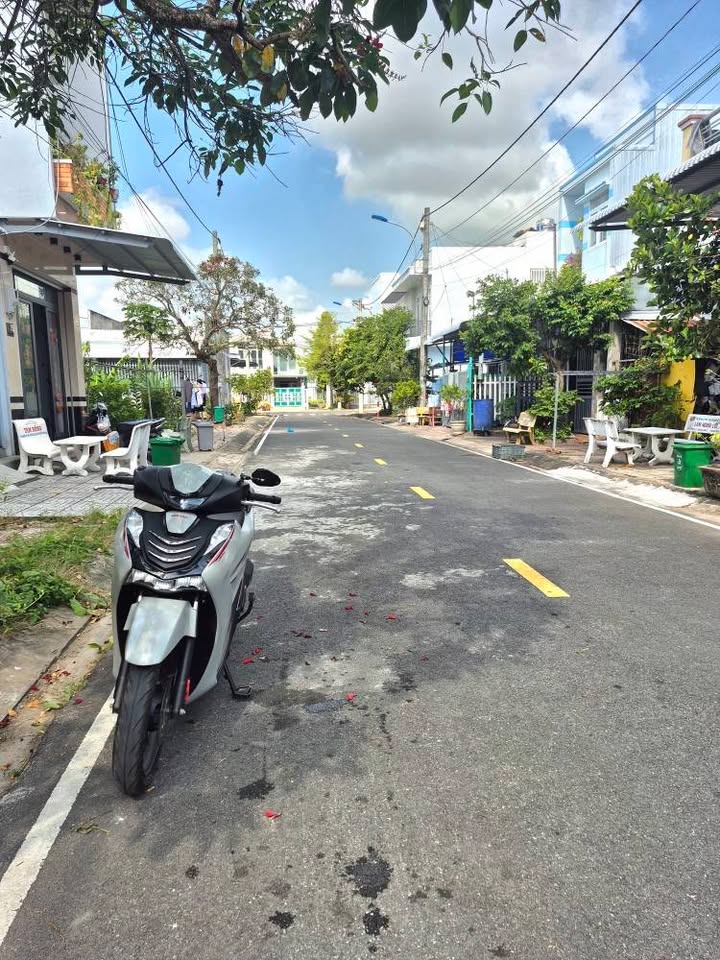 Bán Nền Mặt Tiền Nguyễn Thị Lượm, Bạc Liêu - 84m² Sổ Hồng Riêng