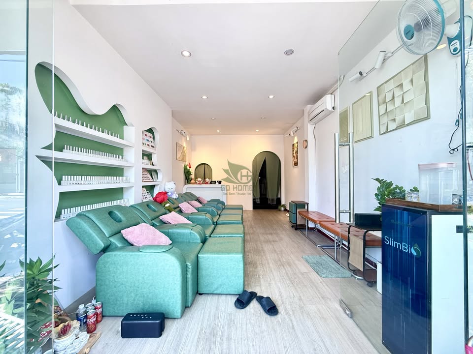Sang Spa 3 Tầng Mặt Tiền Đường 16m - Lộc Thọ, Nha Trang - 240m²