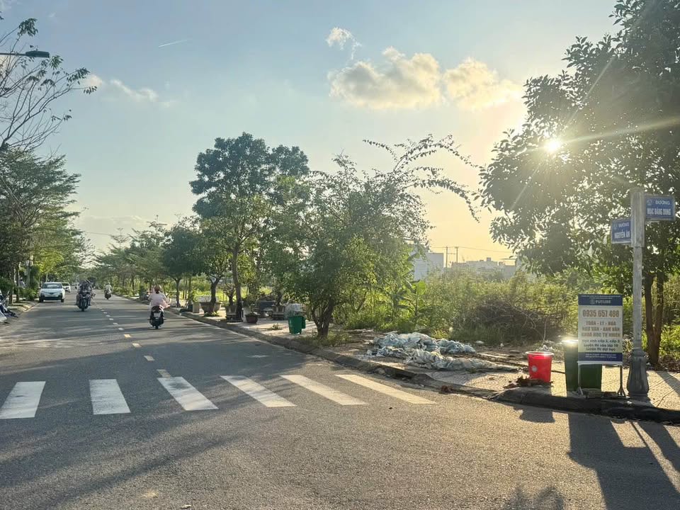 Đất nền Nguyễn Ân Cẩm Lệ 100m² - Đối diện công viên, giá 6 tỷ