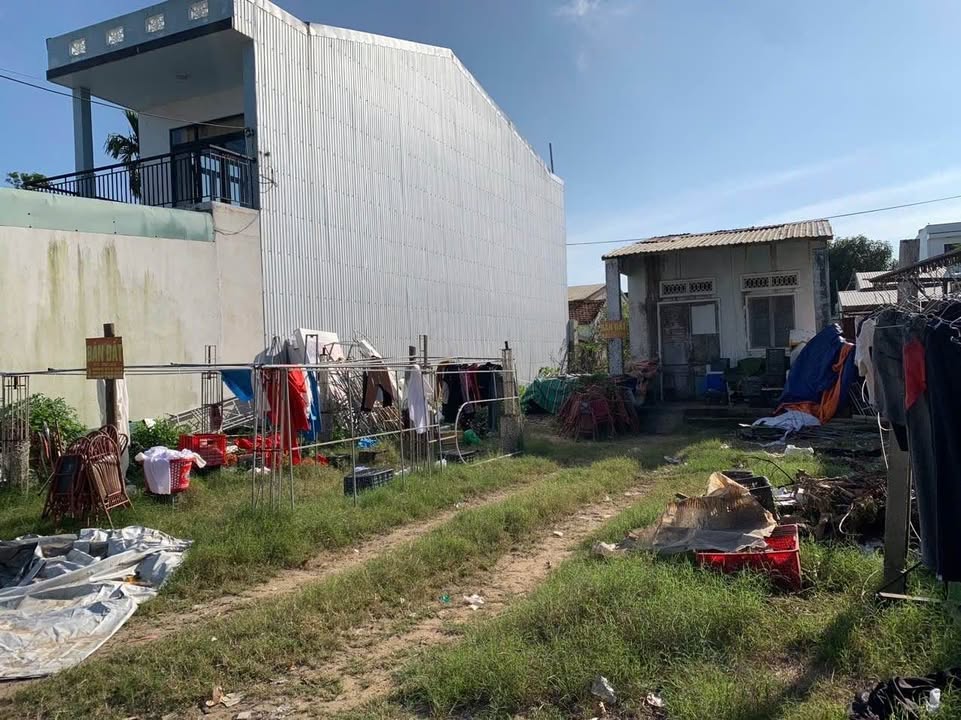 Đất Hội An 250m² Mặt Tiền 10m - Sổ Đỏ Sẵn Sàng Đầu Tư