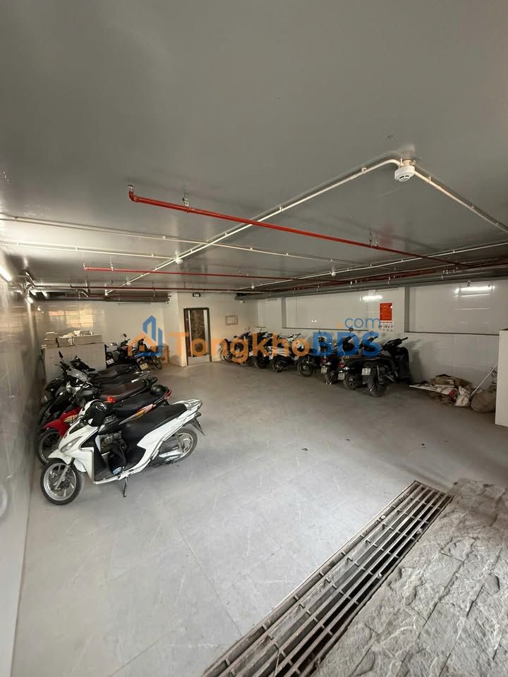 Tòa Nhà Văn Phòng 200m² Mặt Tiền 9m, Hoàng Mai - Sẵn Sàng Kinh Doanh