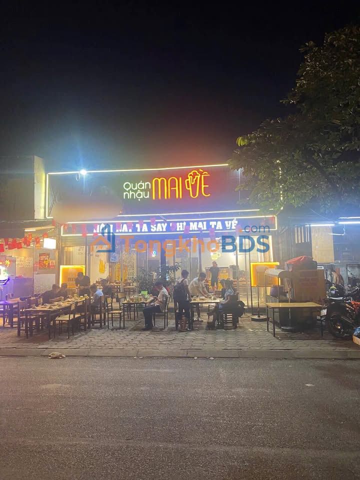 Cho thuê mặt bằng nhà hàng 120m² mặt tiền 8m phố Duy Tân, Cầu Giấy - Sẵn sàng kinh doanh