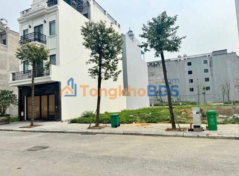 Đất nền KDT Bắc Đầm Vạc Vĩnh Yên 108m² - Sổ hồng sẵn, Dân cư đông đúc